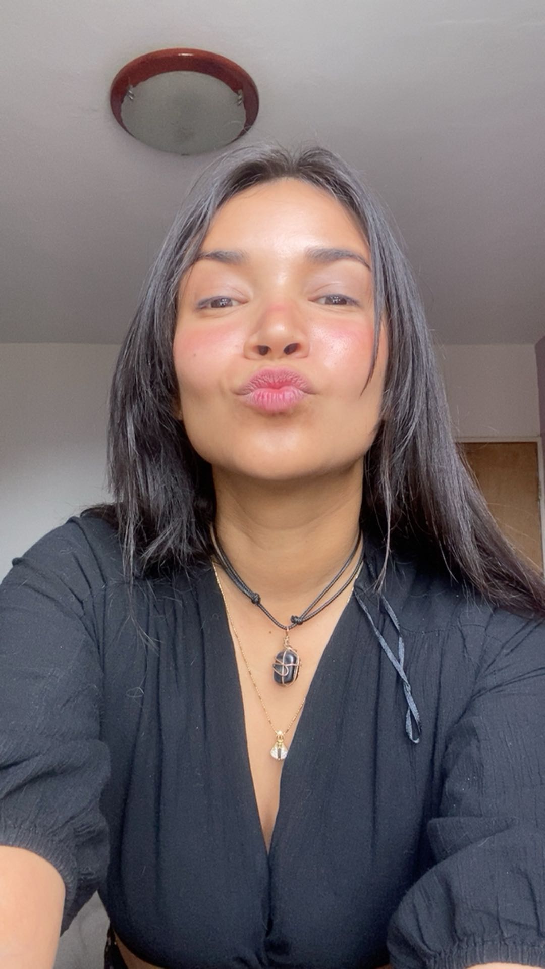 Mytra, a verified woman in Venezuela on video chat