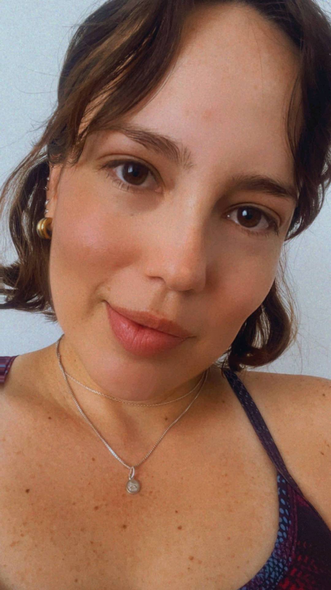 Niss, a verified woman in Ecuador available for private video chat